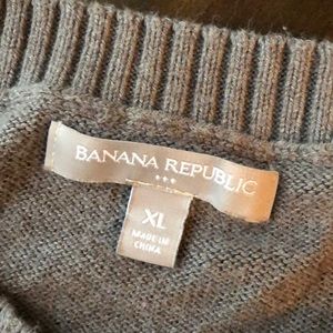 Banana Republic Sweaters - Banana republic tan sweater Banana Republic Sweaters - Banana republic tan sweater
